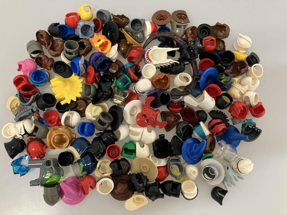 LEGO レゴ ミニフィグ用 帽子 ヘアー ヘルメット など かぶり物 大量 まとめ売り※スターウォーズ CHIMA ニンジャゴー 王冠 笠 キャップ 他拍卖