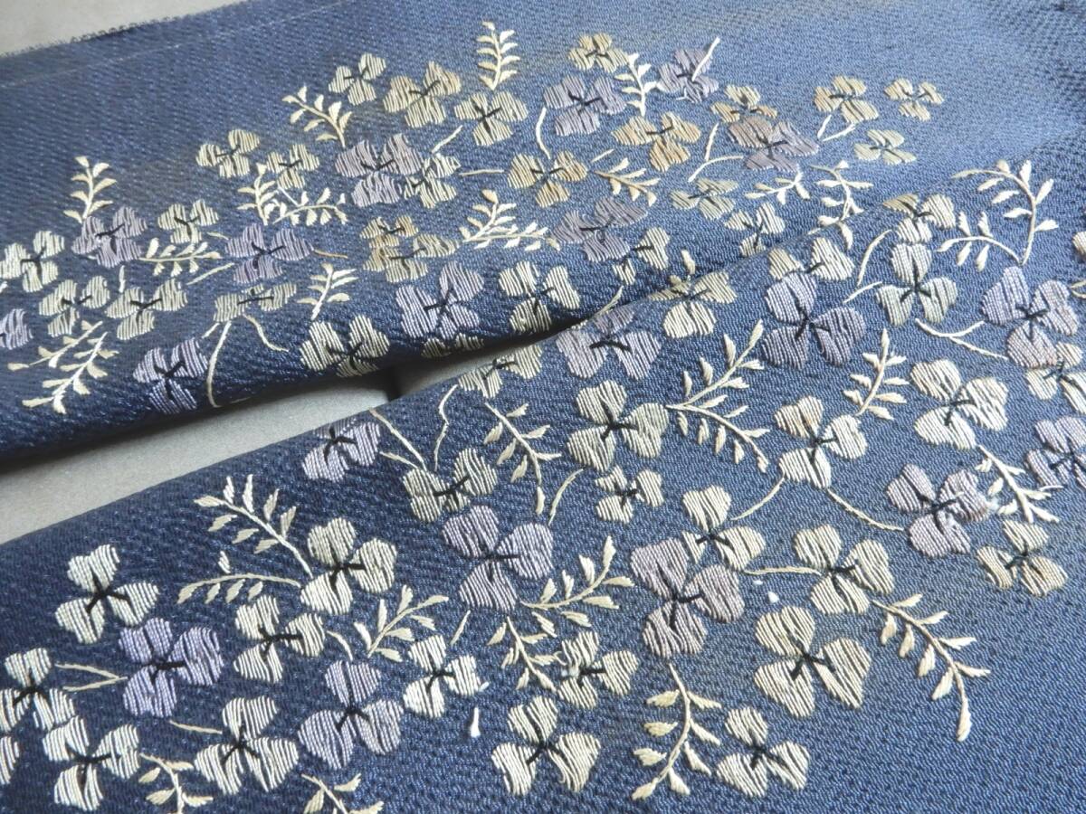 <銀の斧>正絹・アンティーク・刺繍半衿・大正期前後拍卖