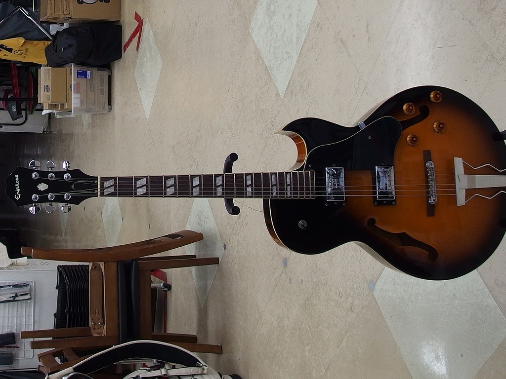 期間限定セール エピフォン Epiphone フルアコ ES-175 / VS シリアル 0808230082拍卖
