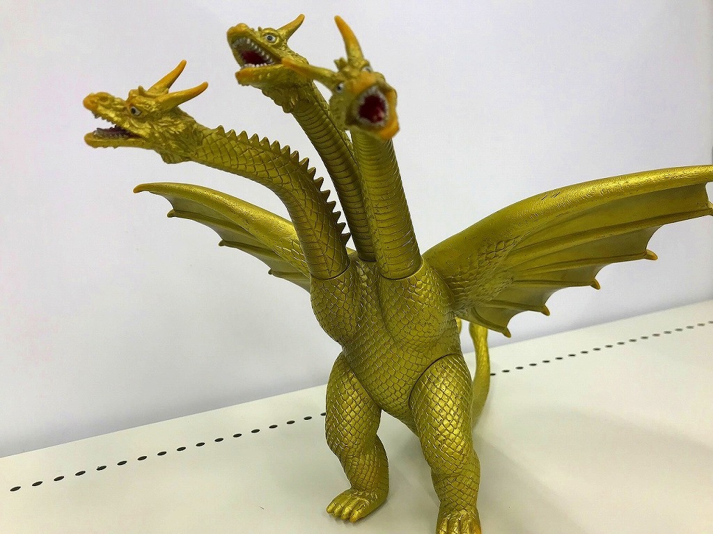 BANDAI ソフビ【訳あり★お買い得】 キングギドラ1984(ゴールド) 「ゴジラVSキングギドラ」 ゴジラ三大怪獣 地球最大の決戦拍卖