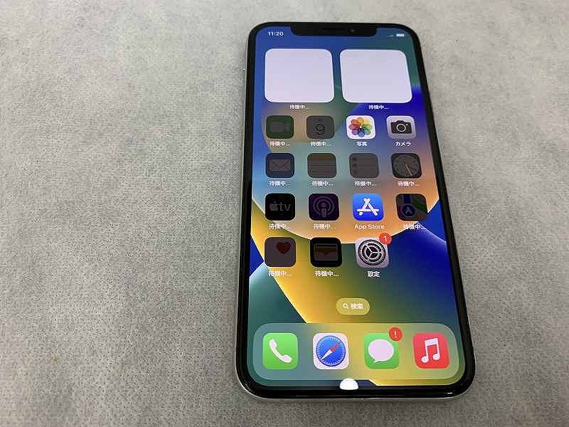 期間限定セール アップル Apple 【Simロック あり】docomo iPhone XS 64GB シルバー MTAX2J/A拍卖