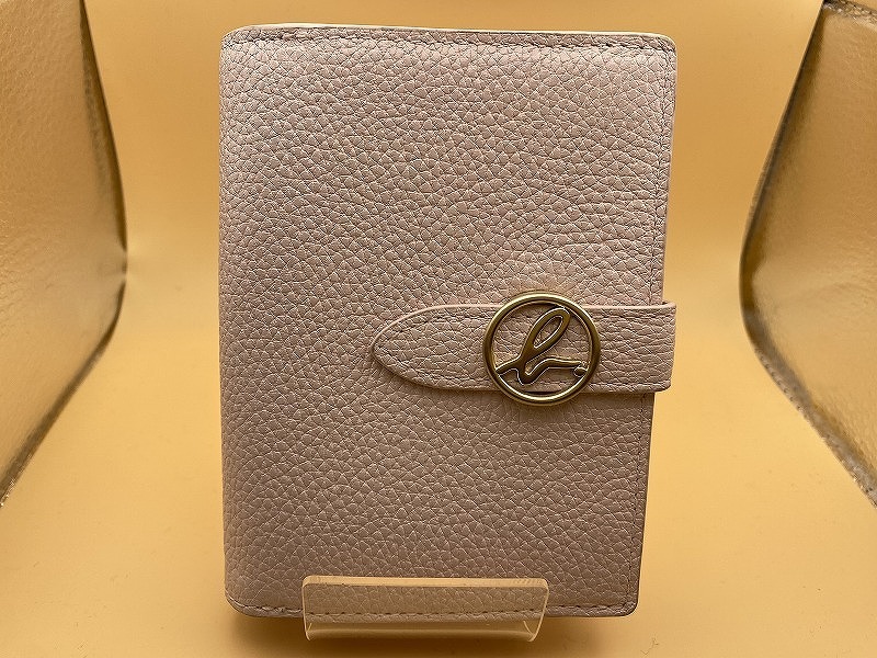 期間限定セール アニエスベーボヤージュ agn?s b. VOYAGE マルチポケット ウォレット ベージュ系 UAW01拍卖