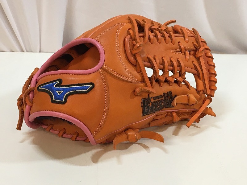 期間限定セール MIZUNOx横浜DeNAベイスターズ MIZUNOx横浜DeNAベイスターズ 【並品】軟式用グローブ 内野手用 PT0716拍卖
