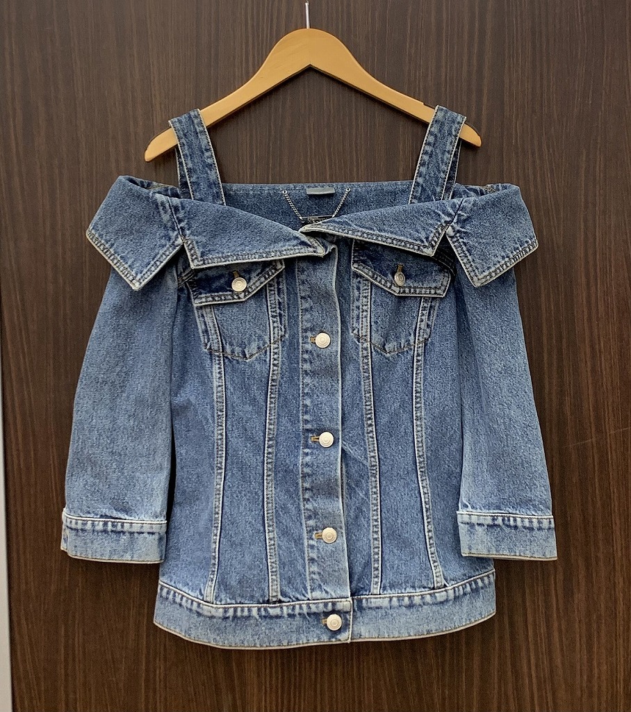 期間限定セール アレキサンダーマックイーン Alexander McQueen オフショルダーデニムジャケット拍卖