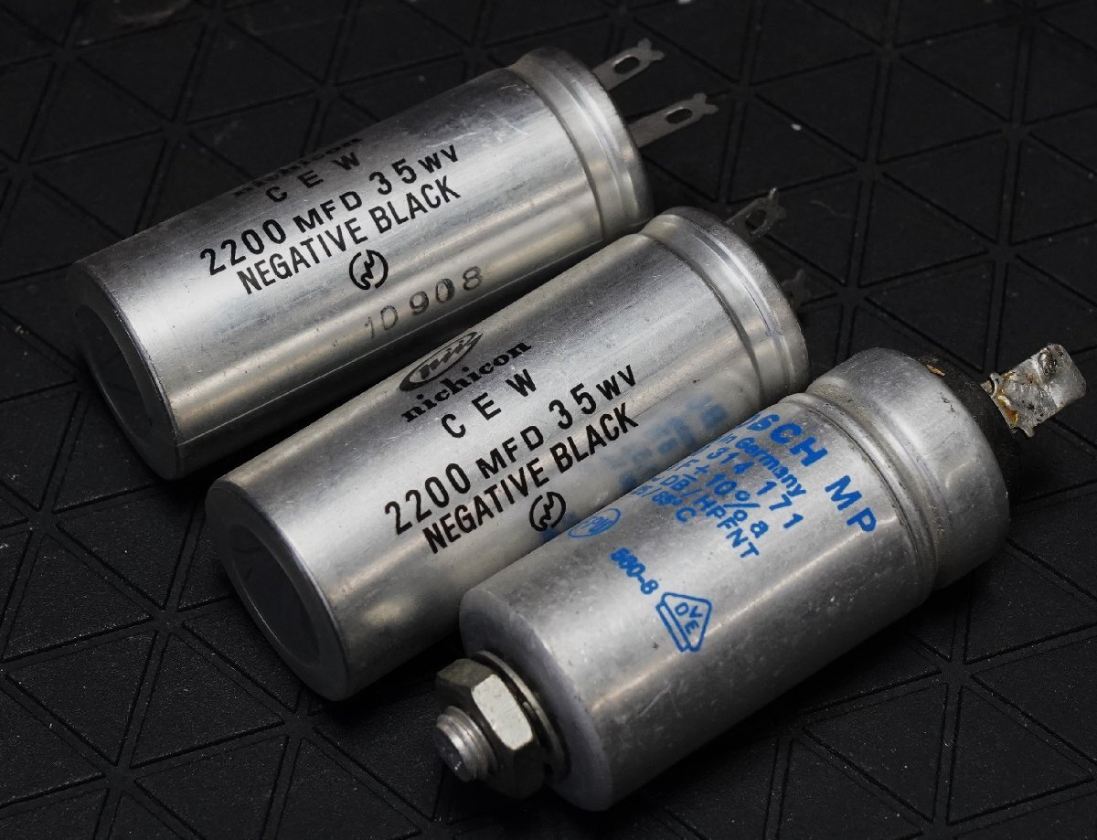 A&P (新品+USED):ニチコン:コンデンサ-:2本:2200μF:35V+BOSH社:1.5μF:460V:長期保管品30年前(送料無料)拍卖