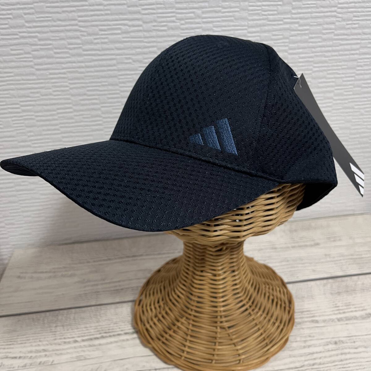 ★ adidas (アディダス) ★ メッシュキャップ 紺色 頭周:57-60cm ドライ 吸汗速乾 パフォーマンスロゴ スポーツ (タグ付き新品未着用品)拍卖