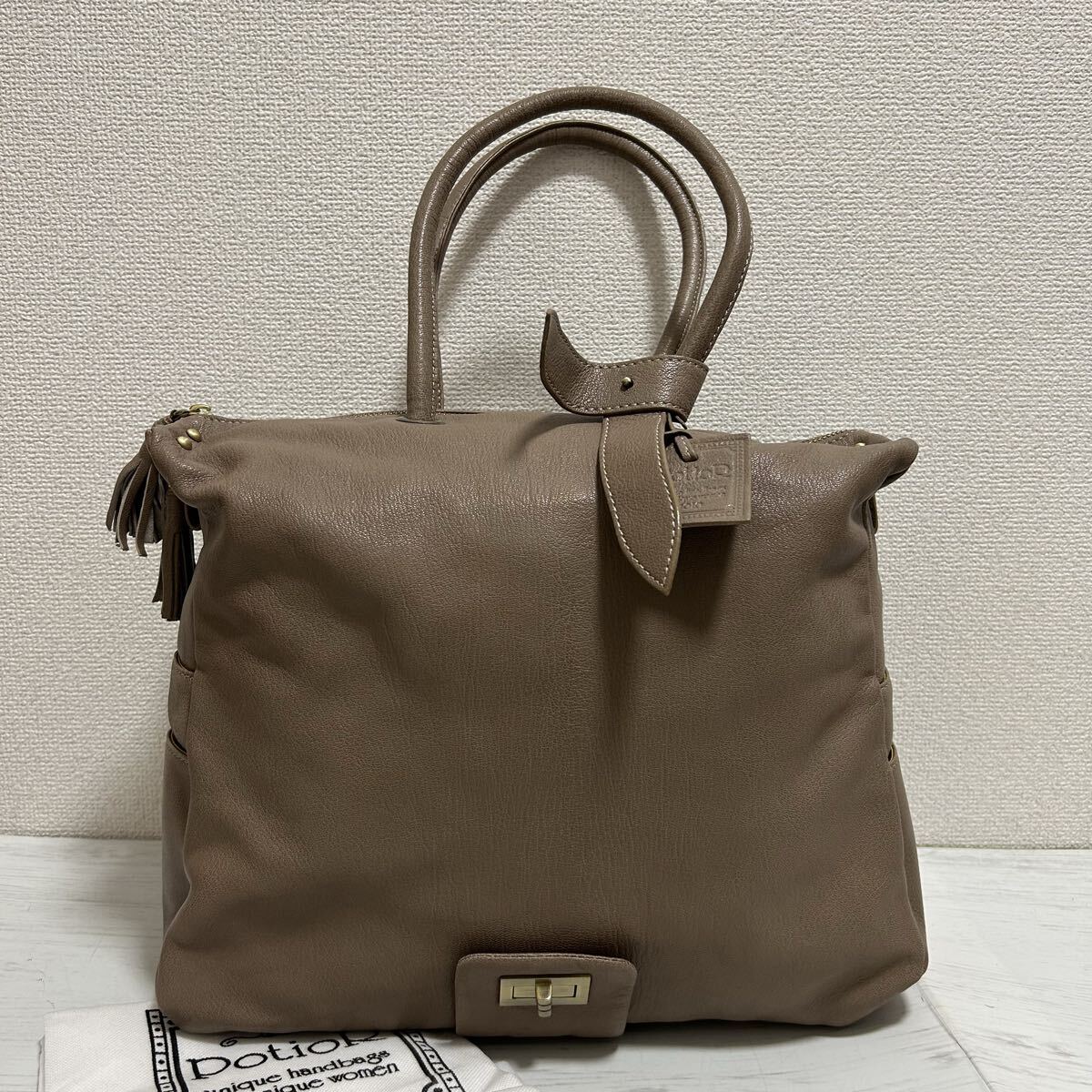 美品 POTIOR ポティオール レディース トートバッグ ハンドバッグ ボストンバッグ 本革 牛革 レザー グレー ゴールド金具 大容量 ブランド拍卖