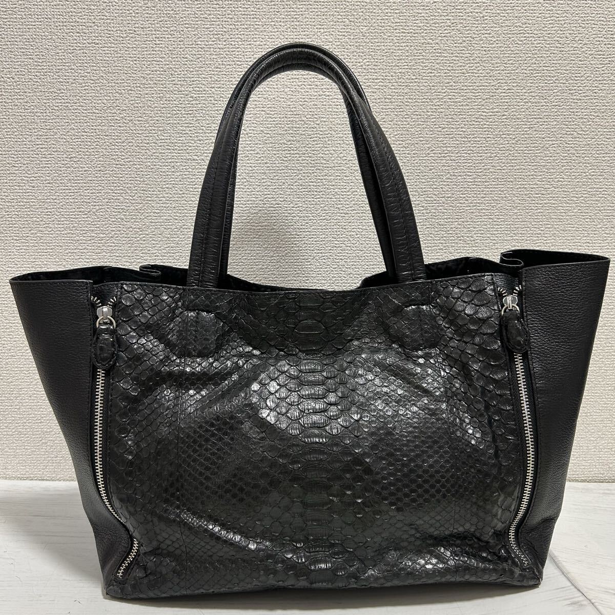 リアルパイソンレザー レディース メンズ 肩掛け トートバッグ ビジネスバッグ 本革 蛇革 ヘビ皮 黒色 ブラック 大容量 拍卖