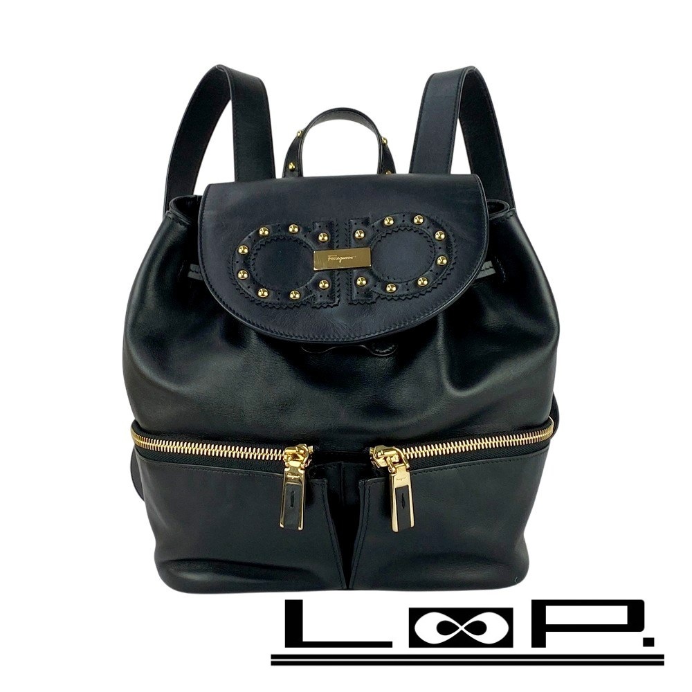 ■新同■ フェラガモ スタッズ リュック バックパック ガンチーニ レザー ブラック ゴールド GU-21G772 【440915】5拍卖