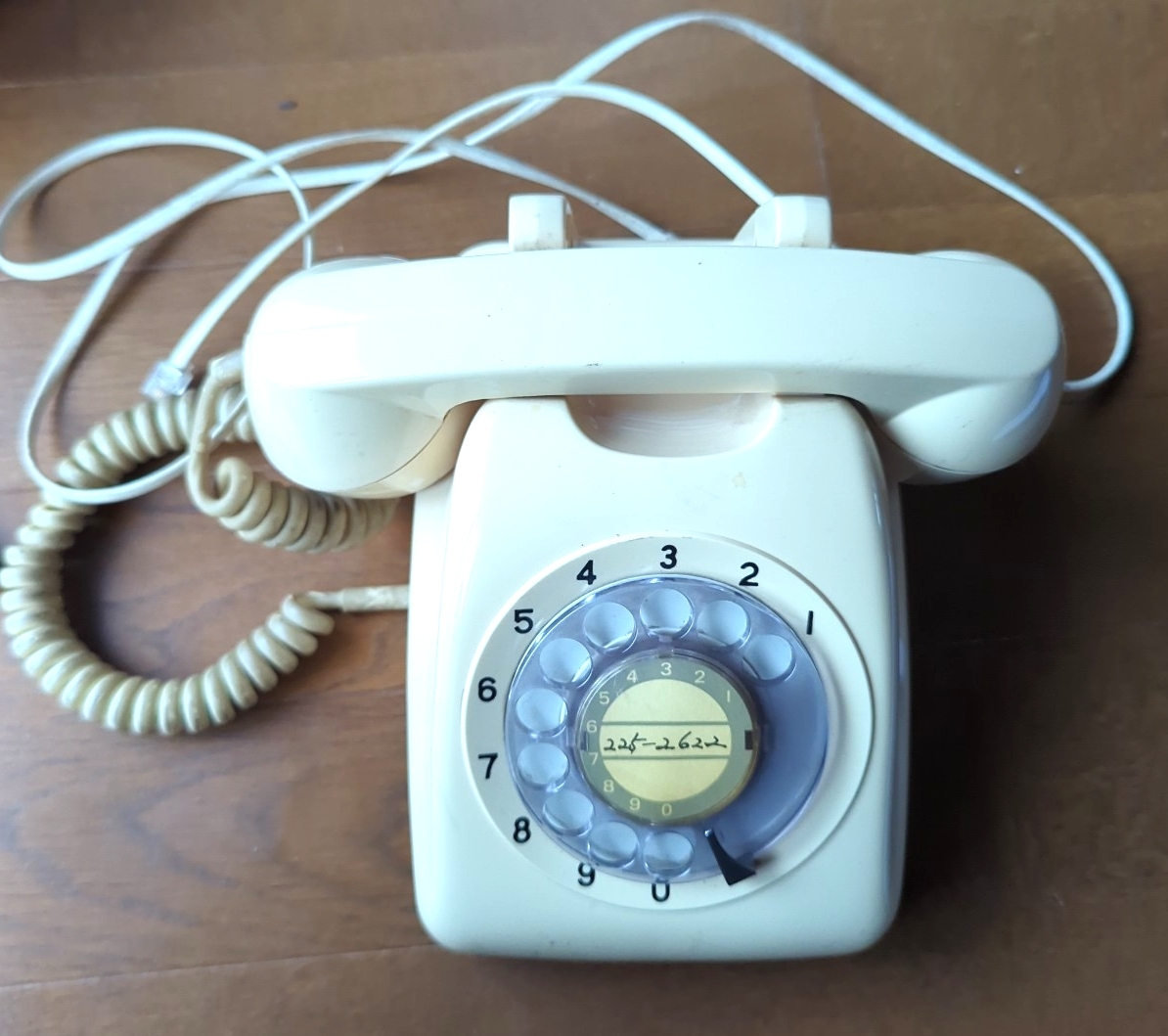 ダイヤル式電話機 601-A2 昭和レトロ アンティーク 電電公社マーク有拍卖