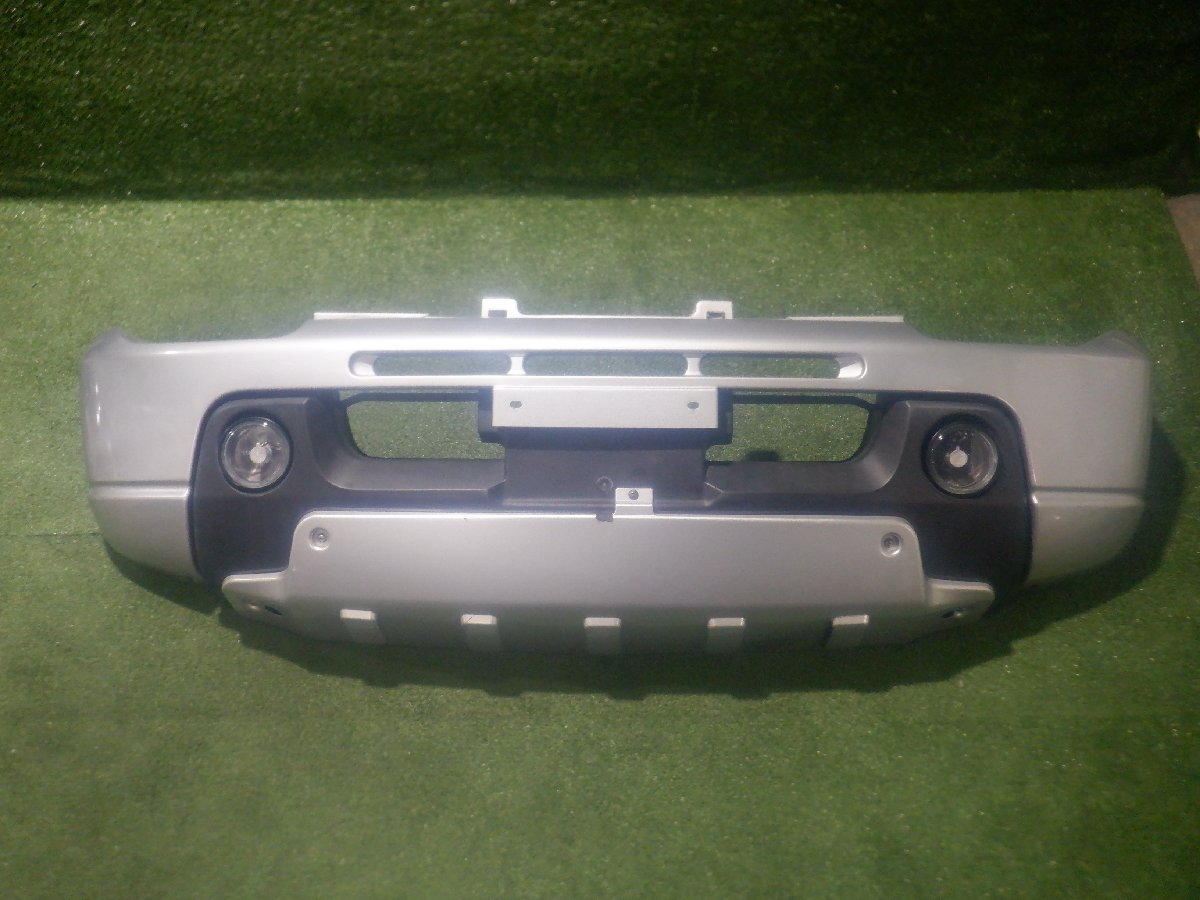 《個人宅発送不可》◇◇ スズキ ジムニー JB23W 純正 フロントバンパー シルバー/カラーNo不明 71712-81AA0 フォグ(ジャンク)付拍卖