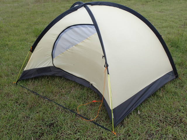 アライテント 1人用【 オニドーム 1 】アンダーシート付属 ARAI TENT★ペグダウンなしで前室ができる設計★詳細画像たくさんあります!拍卖