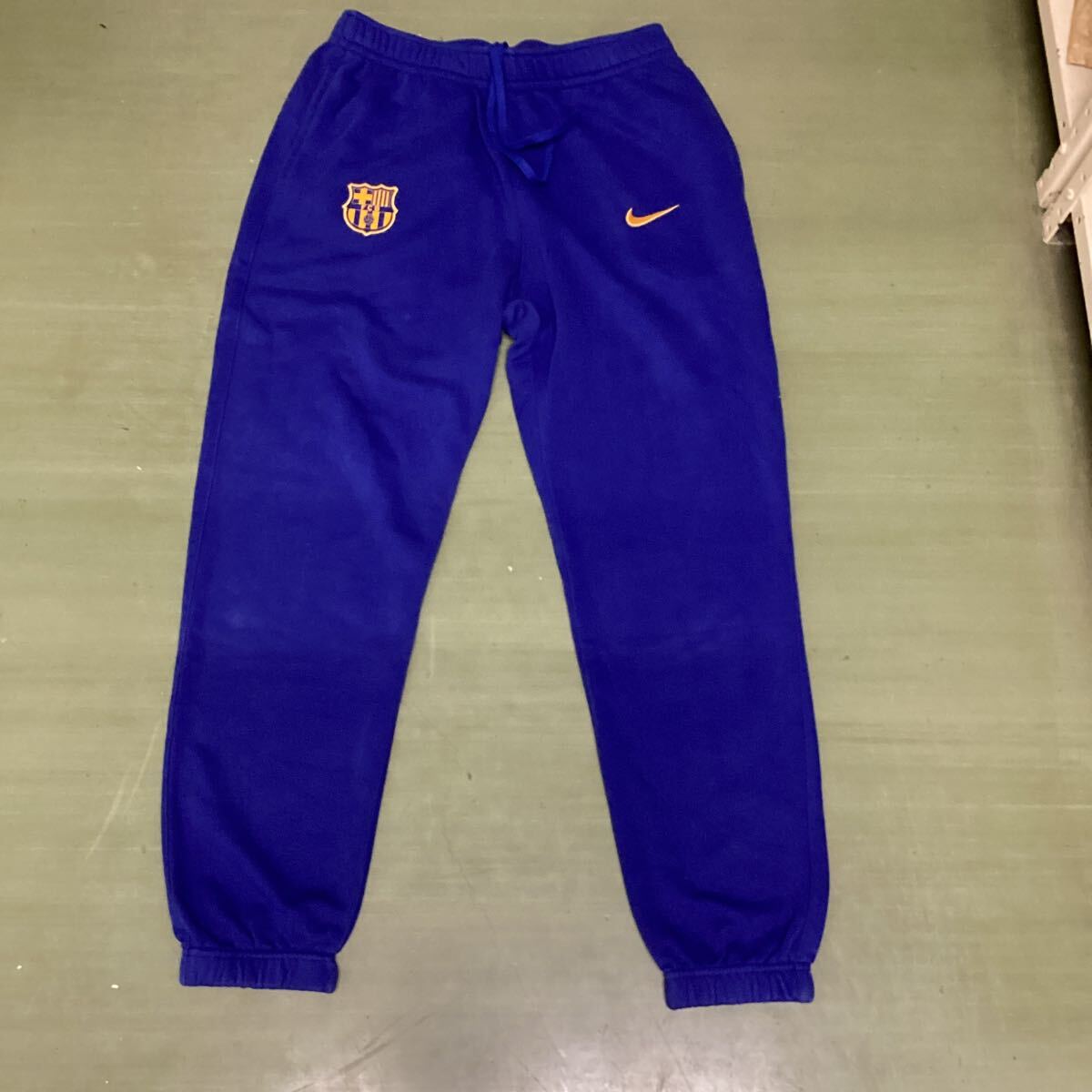 新品未使用 NIKE ナイキ スウェット パンツ スウェットパンツ ブルー  バルセロナ メンズ サイズL サッカー フットサル拍卖
