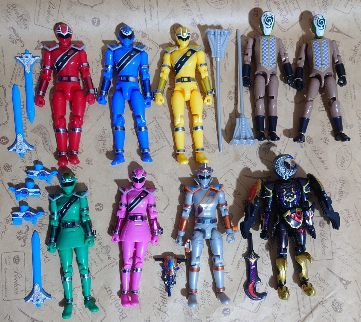 キラメイジャー 勇動 セット レッドブルー イエローグリーンピンク シルバーガルザ ベチャット拍卖