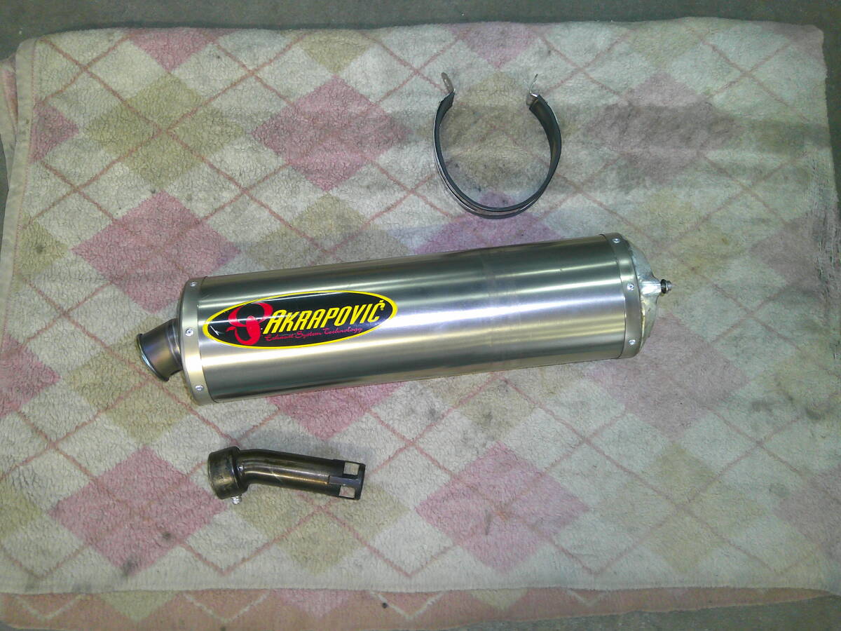 CBR954RR アクラポビッチ チタン スリップオンマフラー ボルトオン インナーバッフル付き!!拍卖