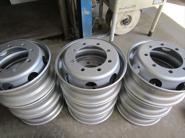 送料無料 4軸低床 増トン TOPY製 19.5×6.75 8穴 両面再塗装 12本セット ISO方式 平面座 DXKA/DXR/DXE拍卖