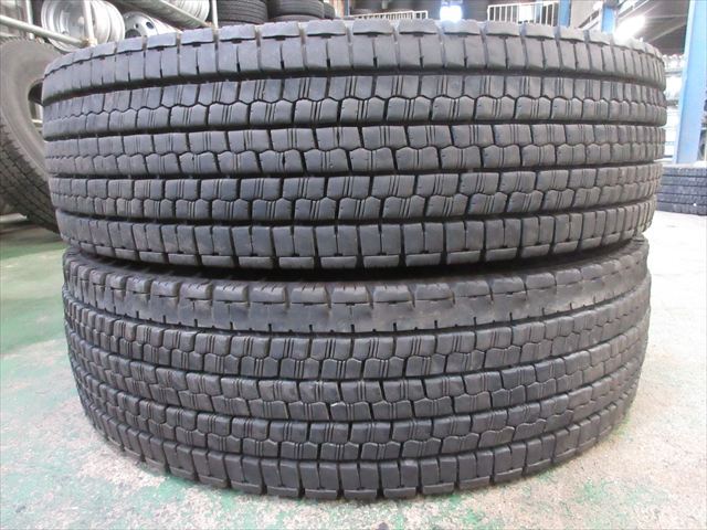 送料無料 スタッドレス 11R22.5 14PR BS W999 2024年製 2本セット 13~14mmぐらい拍卖