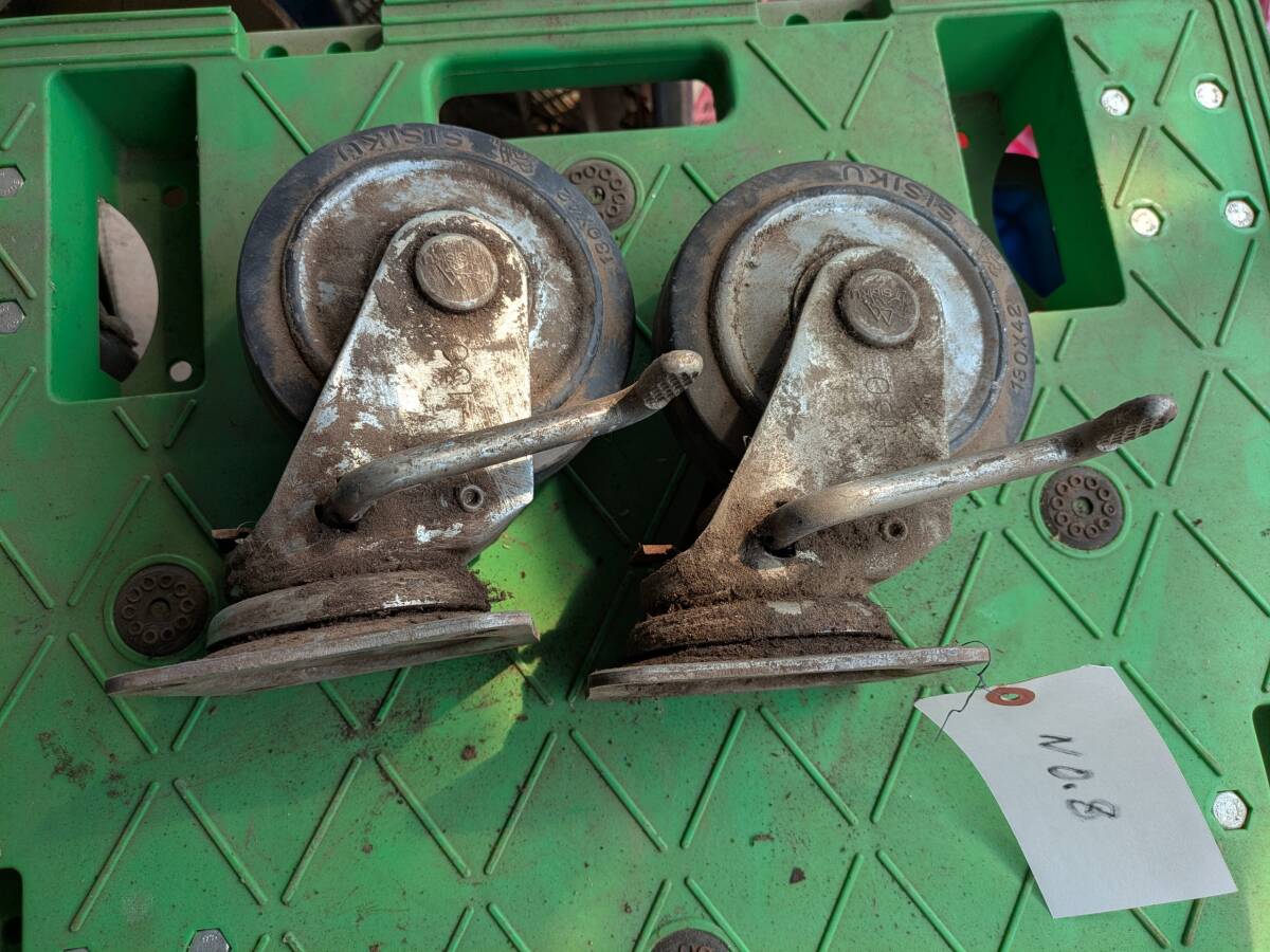 NO8 130㎜キャスター自在ブレーキ付2ケまとめて 中古拍卖