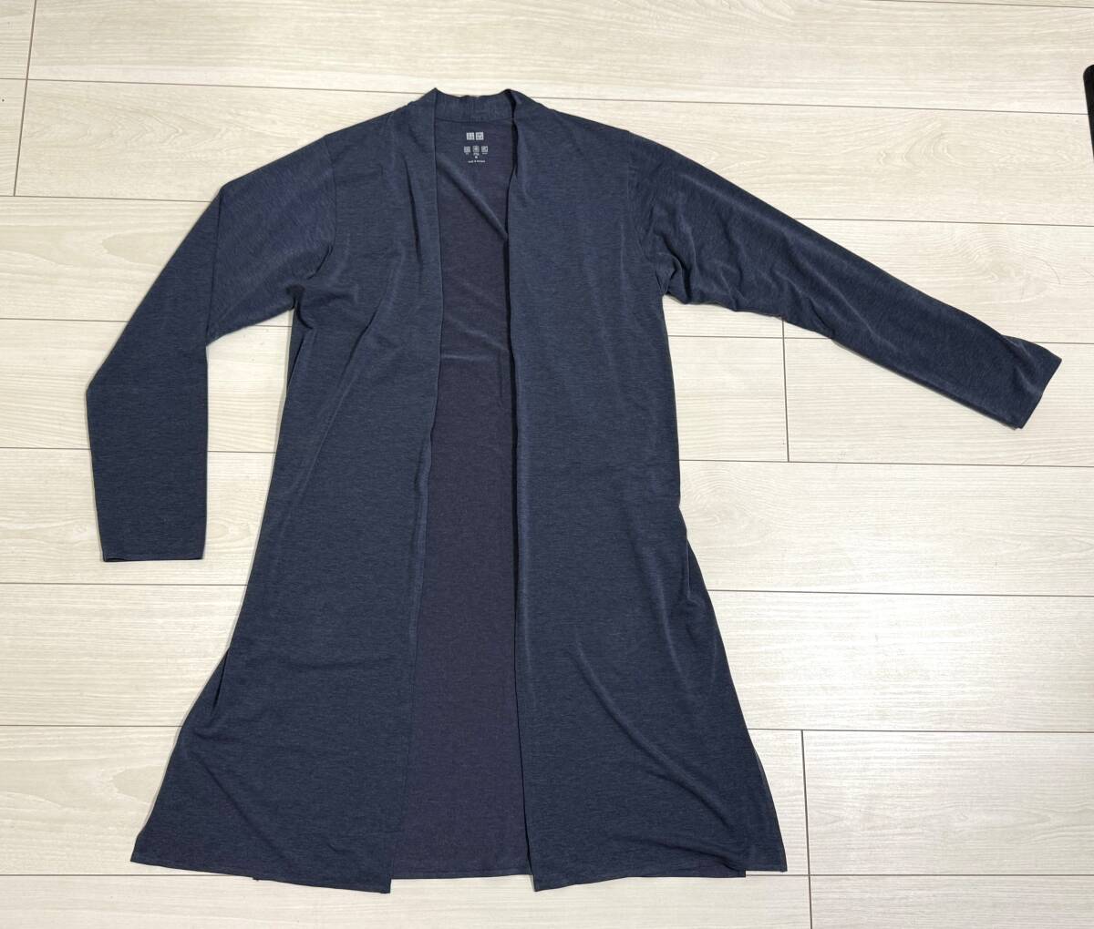 ★UNIQLO ユニクロ エアリズム シームレスUVカット ロングカーディガン M BLUE 241-422808★拍卖