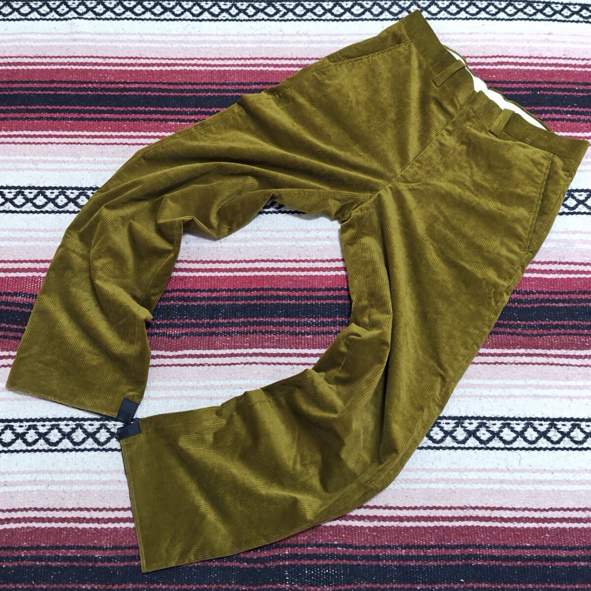 新品◎定34000◎【N.HOOLYWOOD】エヌハリウッド コーデュロイパンツ リラックスシルエット ルーズフィット ドレッシー カーキ 40 /Y36728ji拍卖