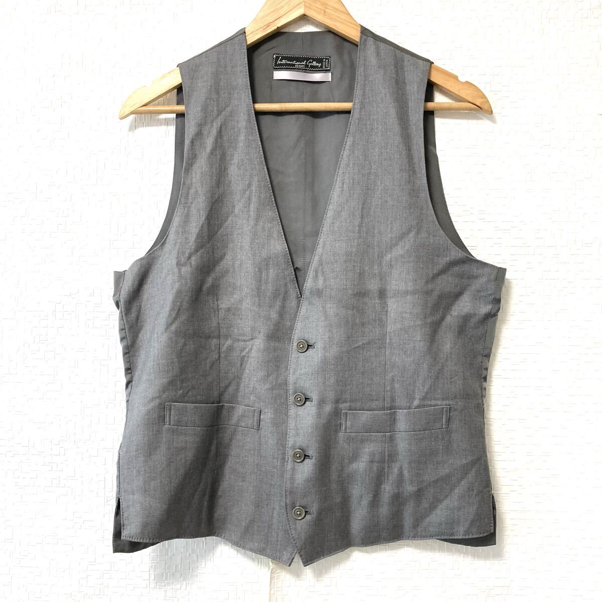 ビジネスからフォーマルにも!【BEAMS】ビームス 日本製 ウール100% ベスト ジレ 通勤 シンプル グレー メンズ サイズ46/Y36673UU拍卖