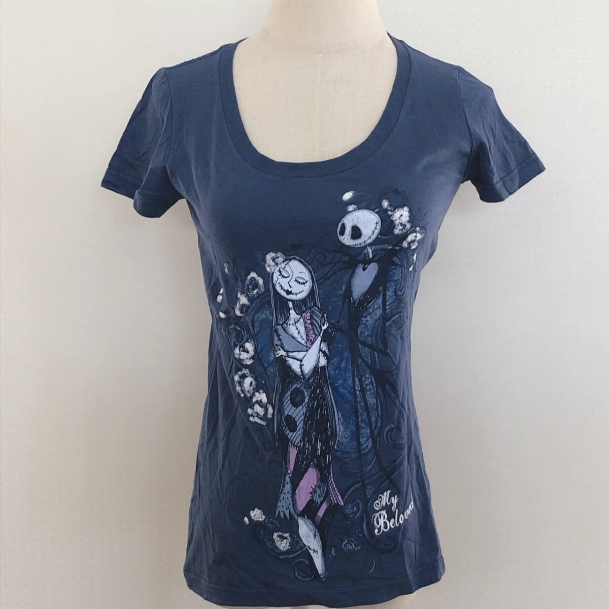 Y2365 美品 Disney Store ディズニーストア レディース Tシャツ 薄手 半袖 XS ブルー 青 プリント 綿100% 人気 限定 かわいい 夏 キラキラ拍卖