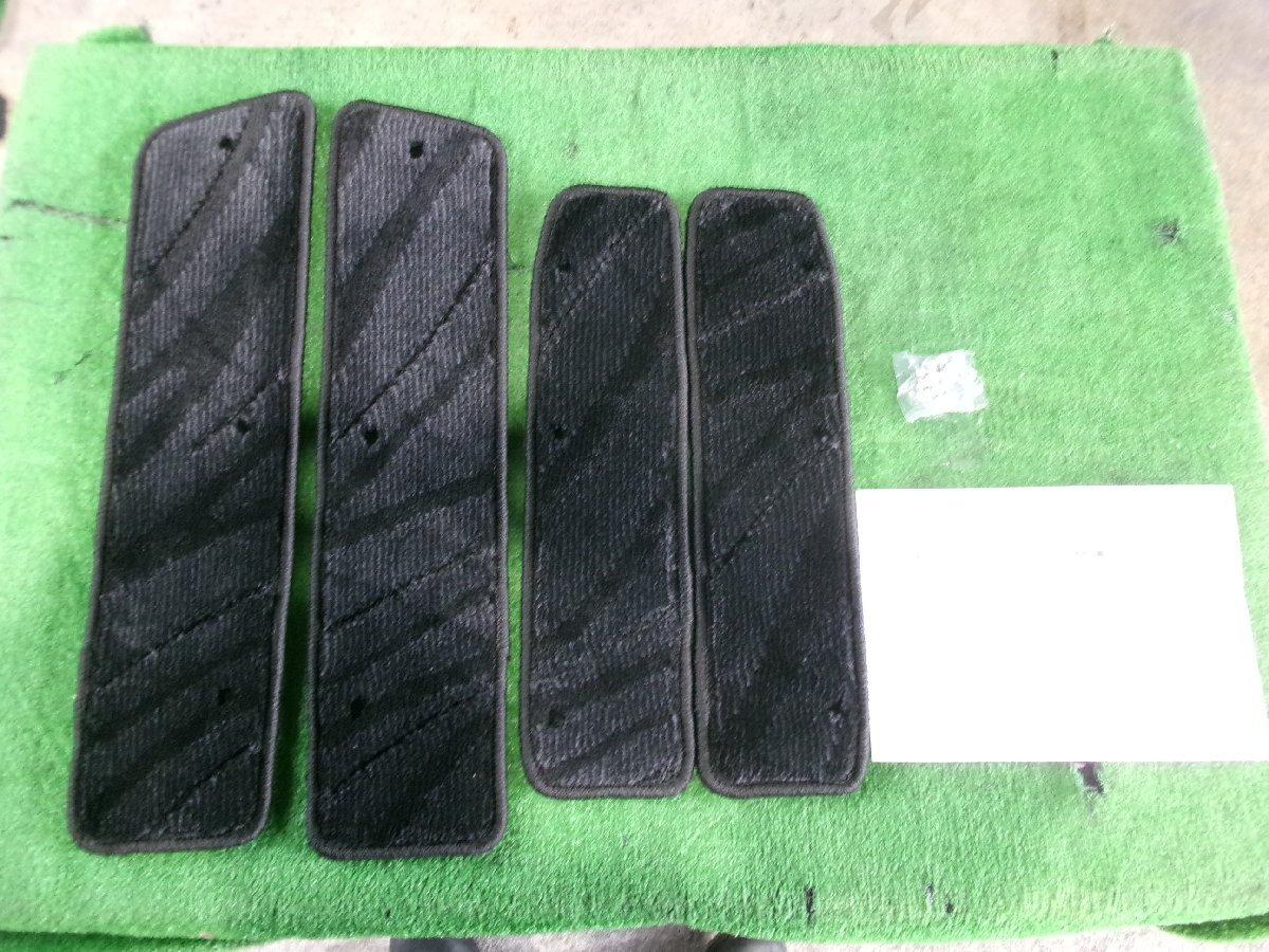 トヨタ アルファード ヴェルファイア40系 社外ステップマット エントランスマット クロ ウェーブ柄 4点セット Y7.1037拍卖