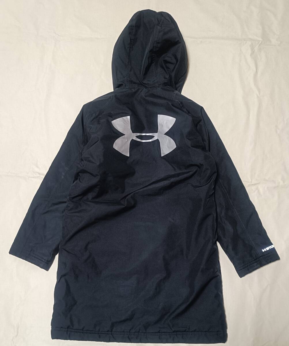 宅急便送料込み 130cm YSM UNDER ARMOUR アンダーアーマー 中綿入り 裏フリース ベンチコート フード付き 男の子 防寒黒 8098拍卖