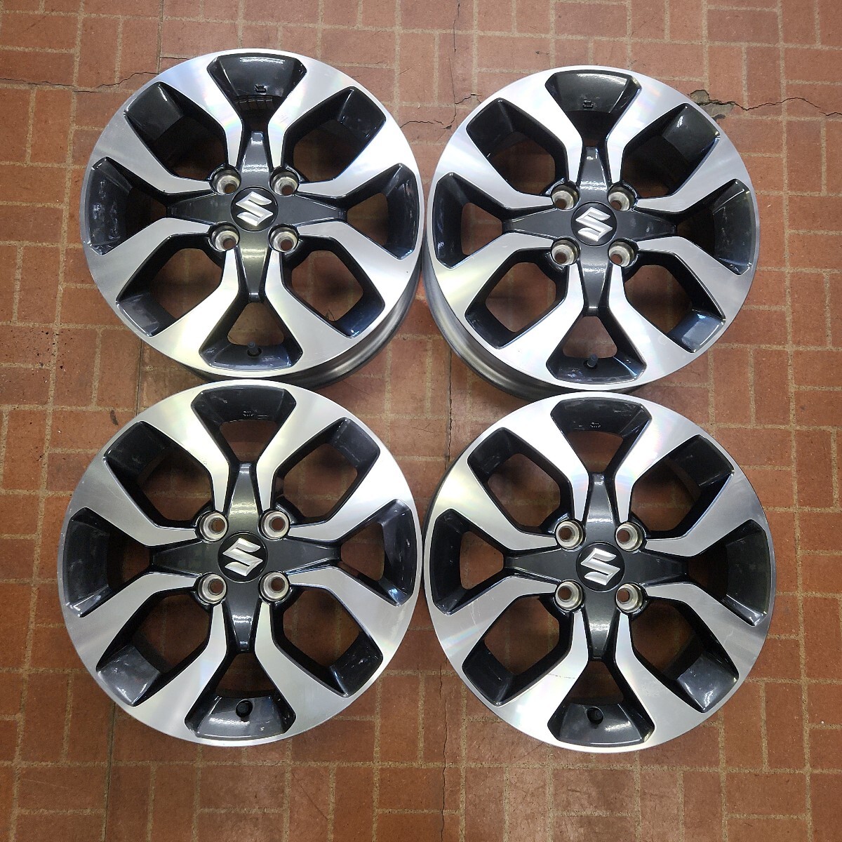 スズキ ソリオ純正 ENKEI製 15インチ 5J+45 4H-100 中古 スズキ軽自動車流用 ハスラー拍卖