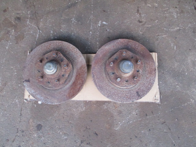 Z31用 5穴フロントハブ 左右中古 検索用 DR30 HR31 S130 ハコスカ ケンメリ拍卖