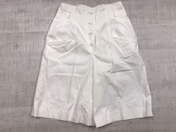 クレージュ courreges レトロ トラッド モード 古着 フロントボタン ハイウエスト ハーフ ショート マリン パンツ レディース 63-90 白拍卖