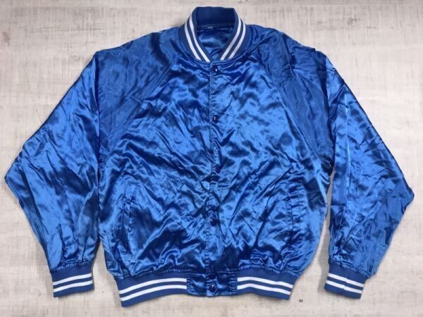 東芝 TOSHIBA オールド 企業モノ トライアングル ロゴ バックプリント explainer 光沢サテン スタジャン バーシティージャケット メンズ 青拍卖