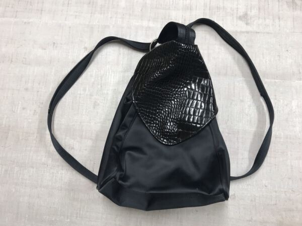 平成ギャル ラグジュアリー 古着 小物 クロコ型押し パテント 2WAY リュックサック ショルダーバッグ カバン レディース マルチポケット 黒拍卖