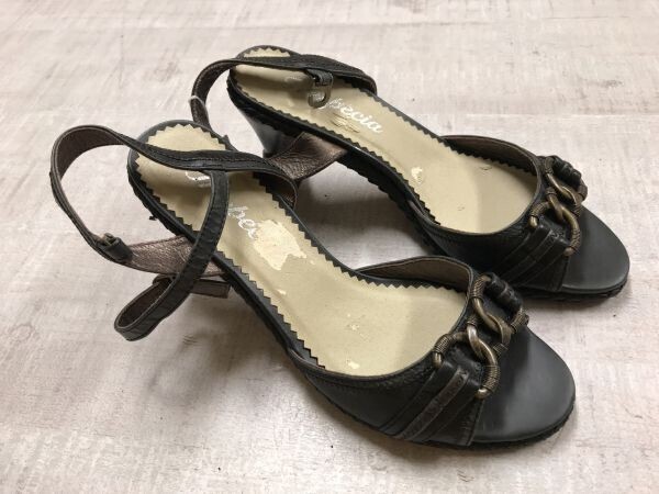 訳あり新品 Trespecia トレスペシア レトロ モード エレガント ヒール ミュール 靴 シューズ レディース 21cm程度 黒拍卖