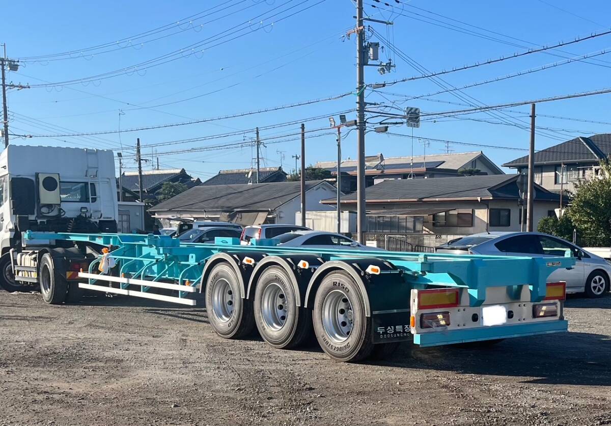20/40 フィート コンテナ 運搬用 コンテナシャシ コンバイン 20+20/40フィート 海コン 汎用 兼用 新車シャシー拍卖