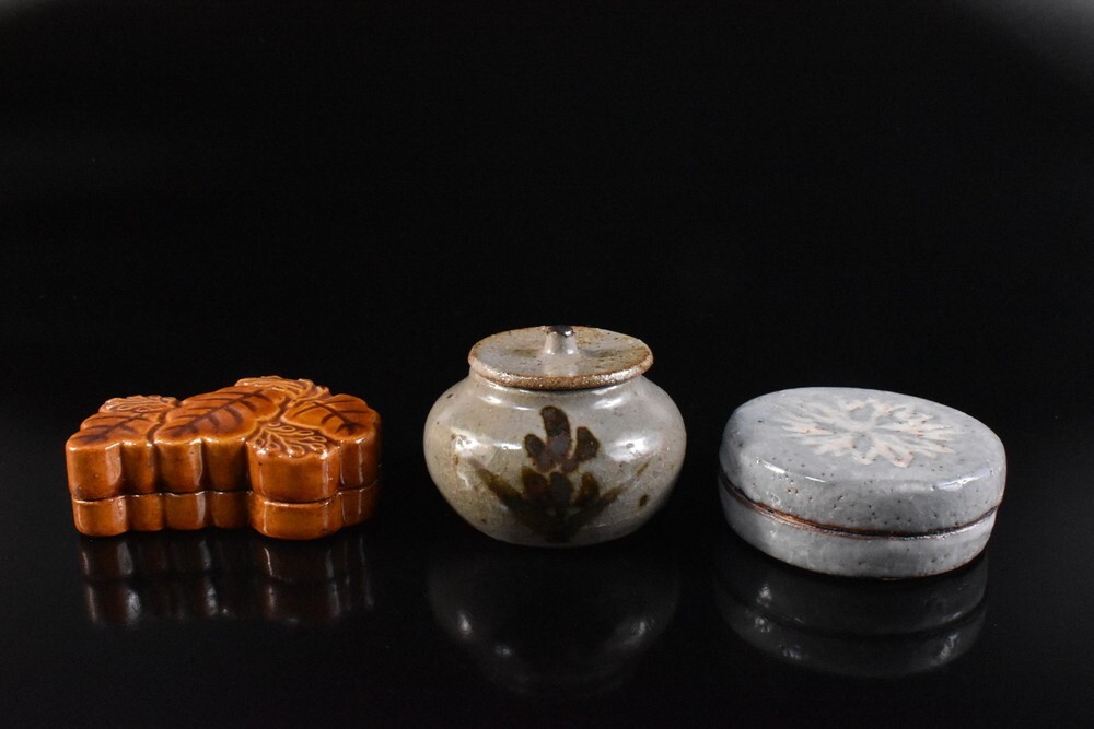 【雲】某コレクター買取品 瀬戸 清水 香合 茶入 まとめて 古美術品(香道具茶道具) F8709拍卖