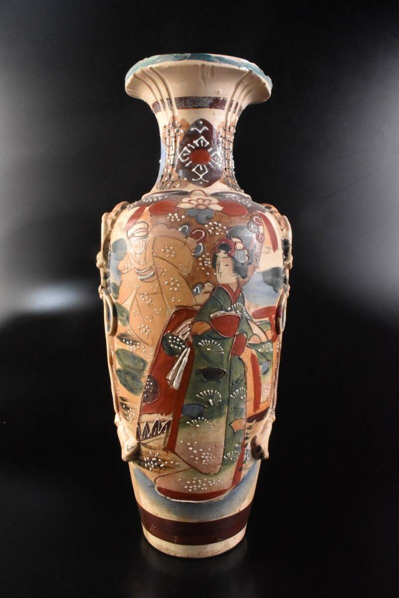 【雲】某収集家買取品 古薩摩 色絵 金彩 女性絵付 花瓶 古美術品(花器花入旧家蔵出) F8923拍卖