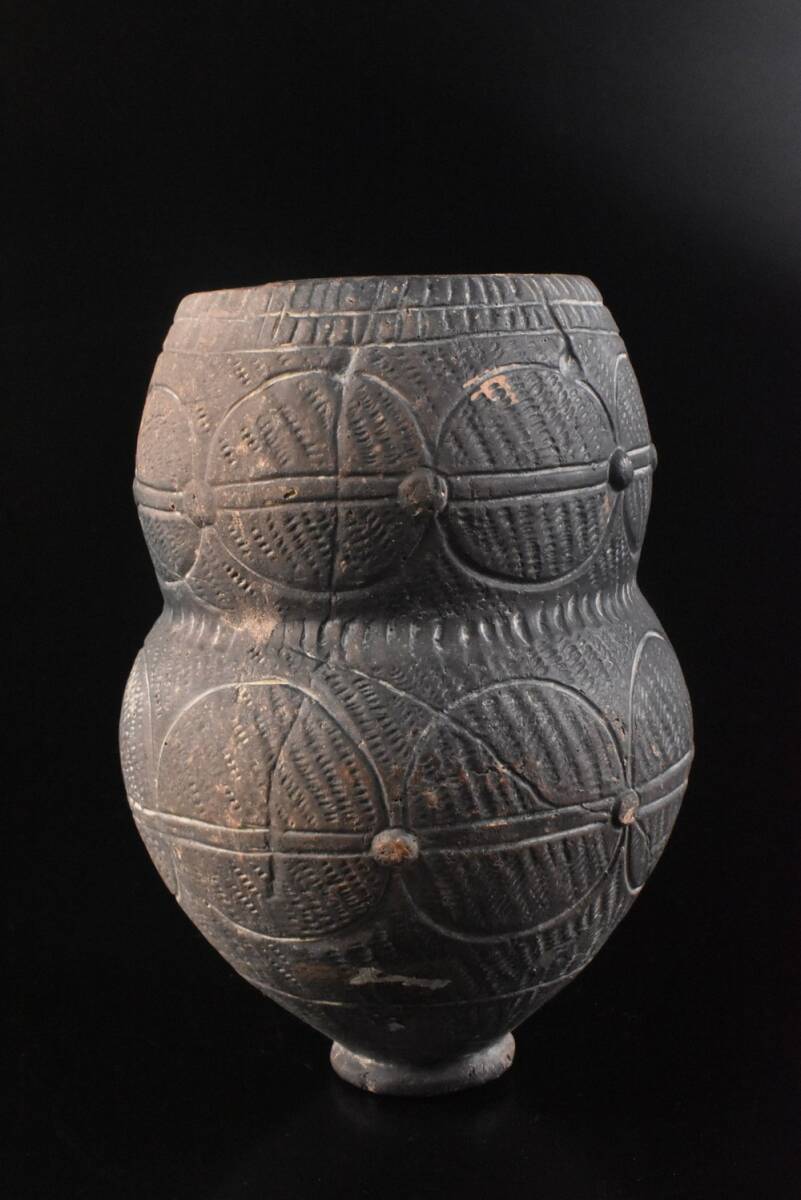 【雲】某有名コレクター買取品 陶器製 窯変柄 模様彫刻 縄文土器 仏教美術 古美術品(埴輪発掘品須恵器弥生火焔土器旧家蔵出) F8920拍卖