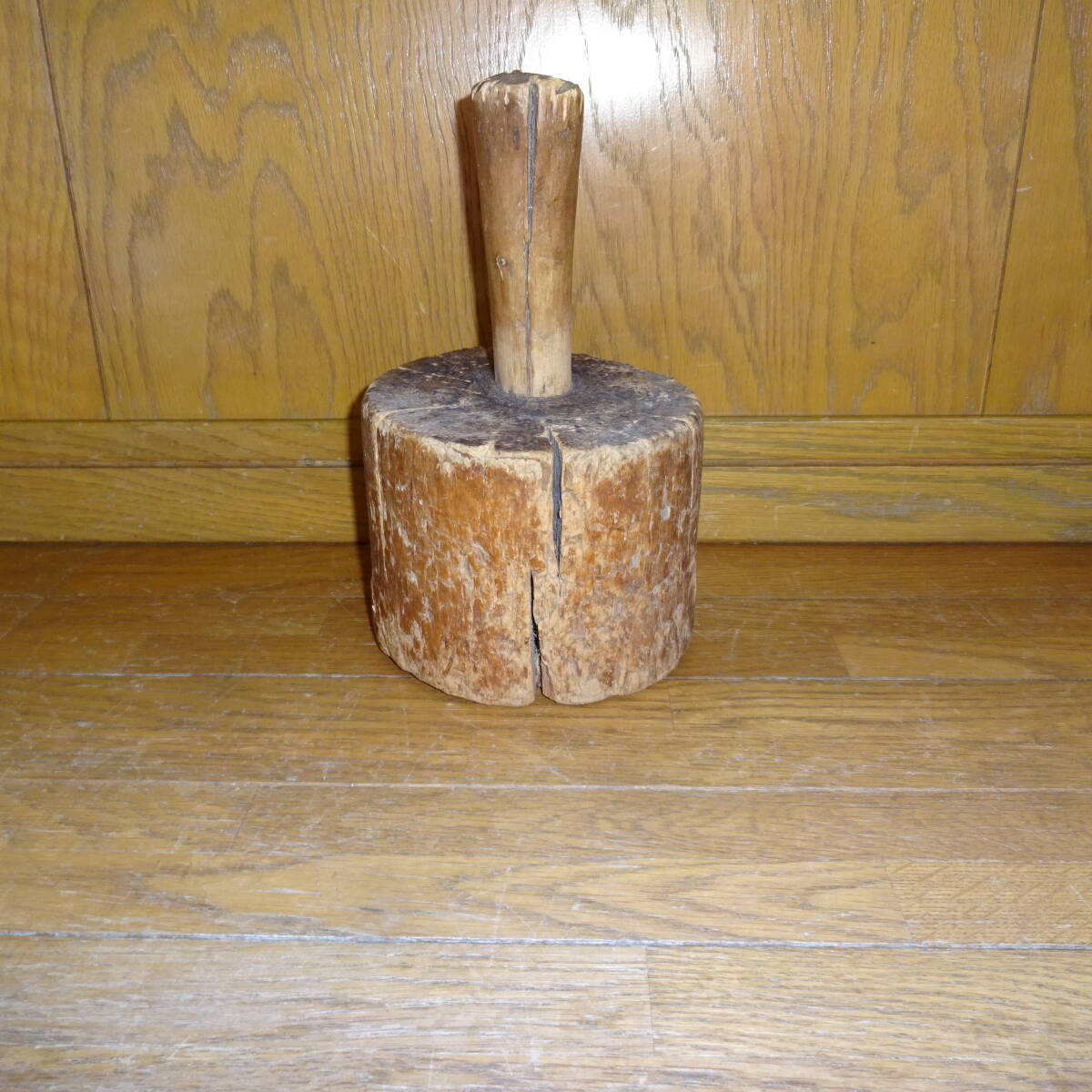 藁打ち(たぬき) 古民具 古道具 木製拍卖