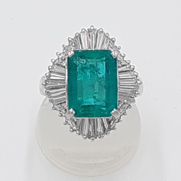 プラチナ リング エメラルド 3.73ct Pt900 11.52g ダイヤモンド 0.93ct 12号 ソーティング付 指輪 ◆2004拍卖
