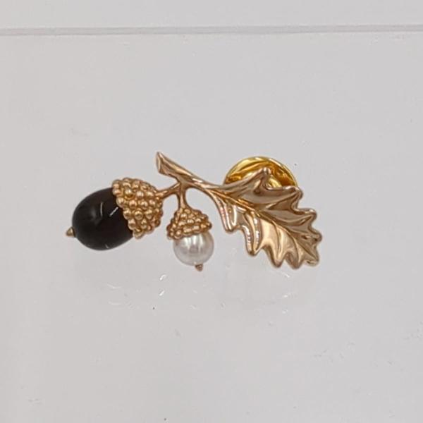ミキモト ブローチ k18 YG パール タイガーアイ どんぐりモチーフ MIKIMOTO 5.22g 全長約31mm ◆2004拍卖