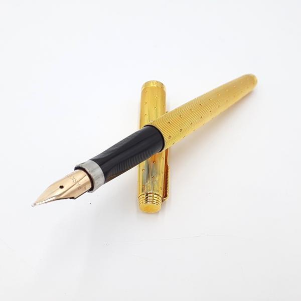 万年筆 パーカー 本体20ミクロンメッキ ペン先F K14素材 コンバーター式 PARKER ◆2004拍卖