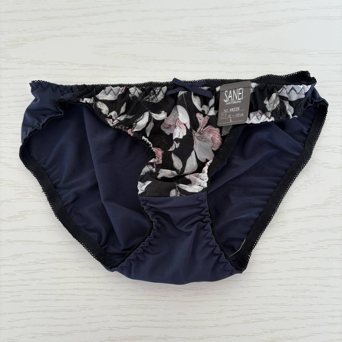 未使用新品■レディースショーツ■スタンダード■ネイビー・フラワー■婦人■Lサイズ拍卖