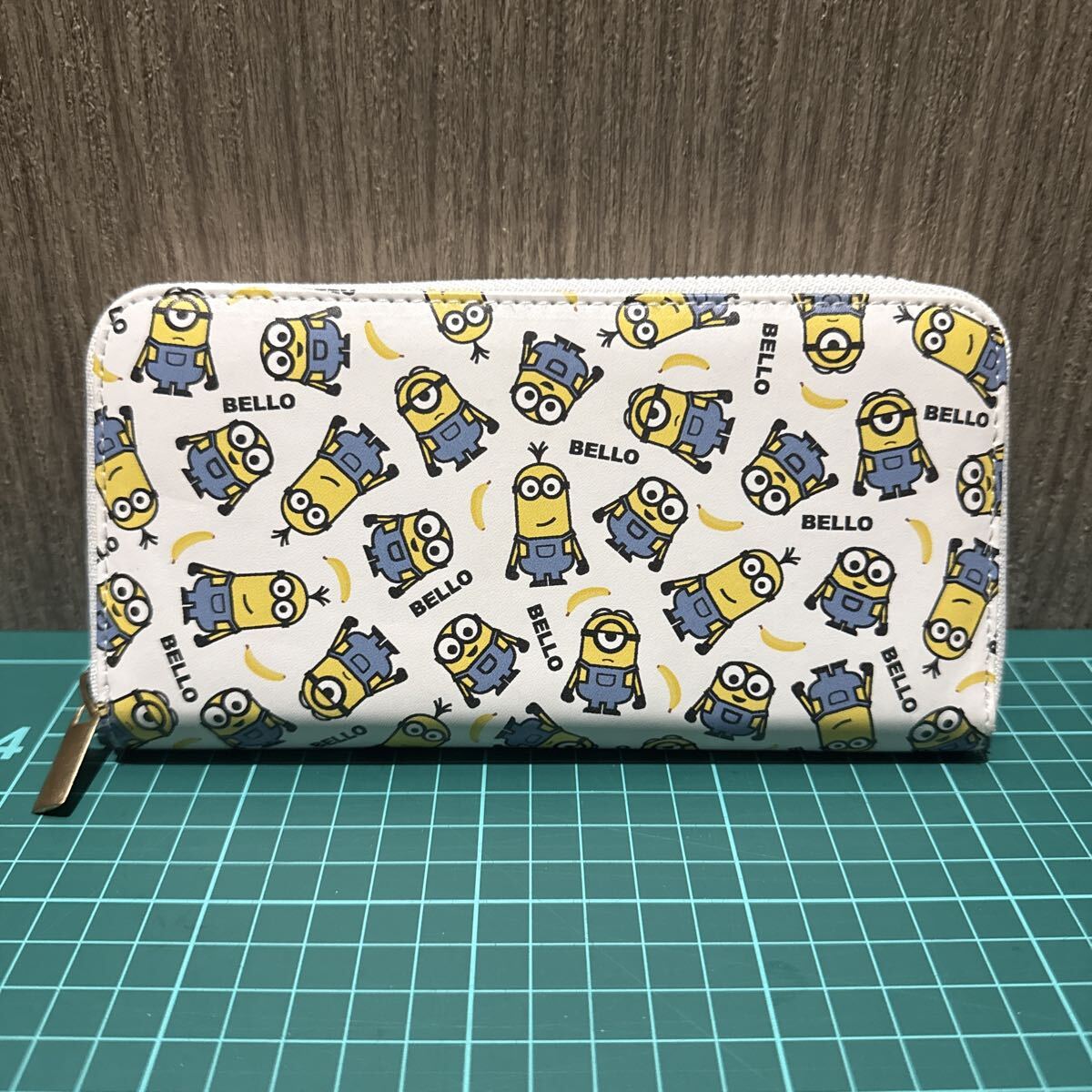 ミニオンズ 長財布 minions キャラクター 財布 ラウンドファスナー拍卖