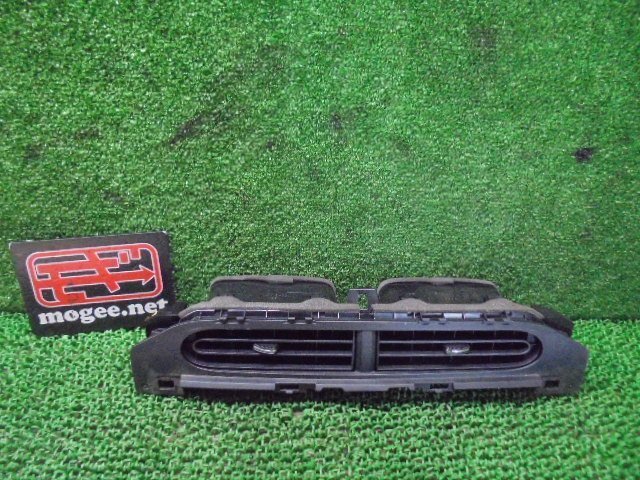 7EP6115AC2 ) トヨタ アクア NHP10 純正フロントセンターエアコンルーバー拍卖