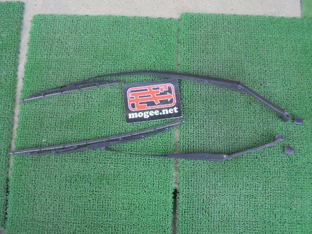 7EM2552CA3-1 ) トヨタ アルファードG ANH10W 純正フロントワイパーアーム左右セット拍卖