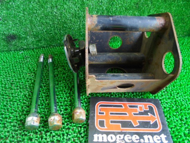 7EJ5018EJ6左 ) ダイハツ テリオスキッド 純正スペアタイヤ固定金具セット拍卖