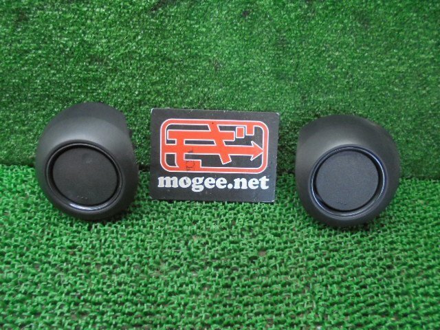 7EP5715AC5左 ) ホンダ フィット ハイブリッド GP1 純正エアコンルーバー左右セット拍卖