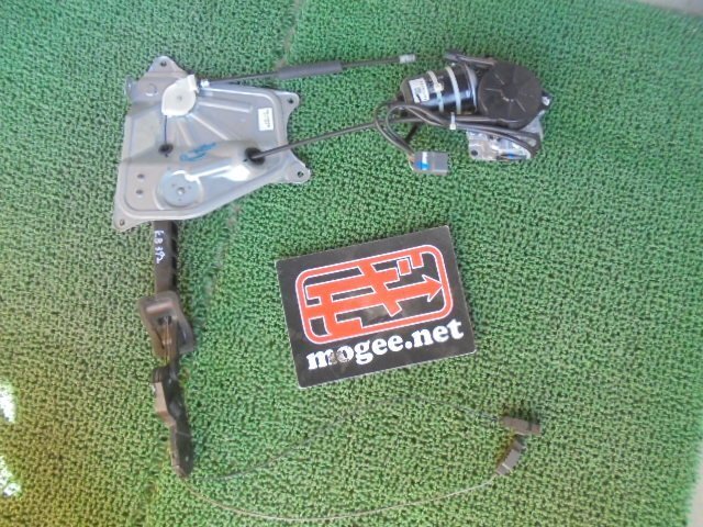 7EP6006IA3 ) トヨタ アイシス ZGM10W 後期型 純正リア左ドアパワースライドモーター拍卖