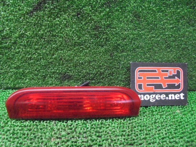 7EM5118JE4-1 ) 日産 キューブ アンシャンテ Z12 純正ハイマウントストップランプ スタンレーP8316拍卖